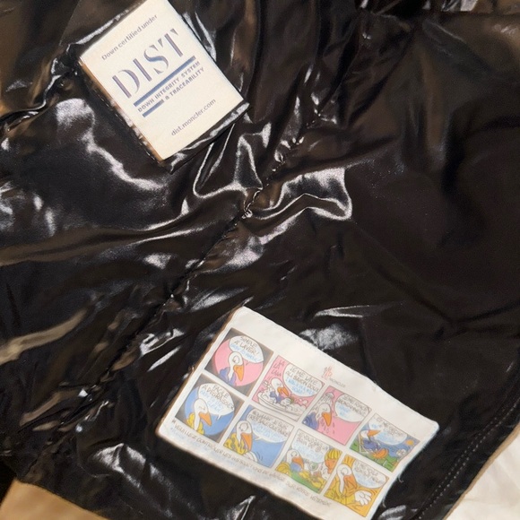 Moncler Girls Badyf Down Jacket with Faux Fur Trim Size 10Y - Picture 3 of 6